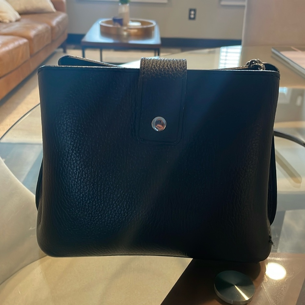 Black crossbody in great condition!